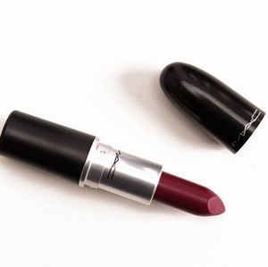 MAC LE fashion revival lipstick